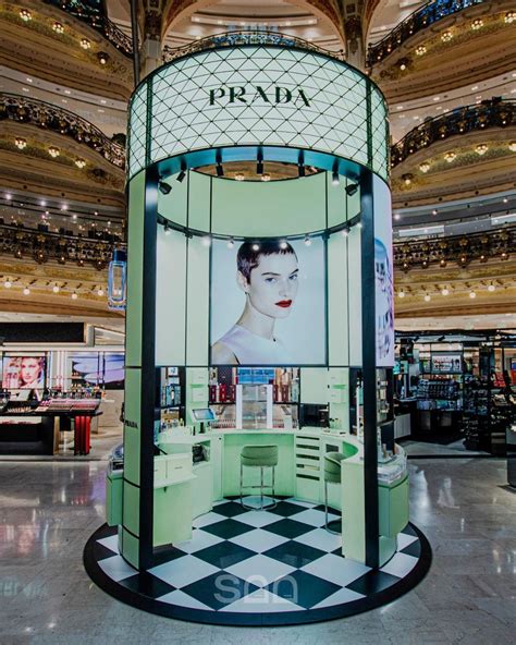 prada pop up parigi fashion week|Prada and Galeries Lafayette Haussmann Paris .